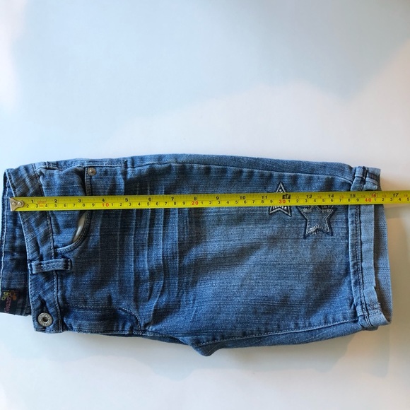 Levi’s Girls Sz 14 Jean Shorts - Picture 9 of 10